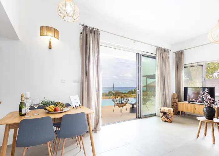 Pacy Vila Agios Theodoros